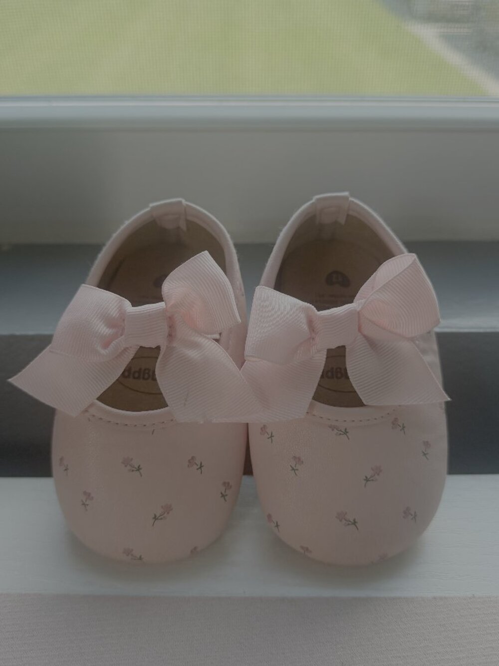 Pink Bow Baby Girl Shoes Size 12 Months